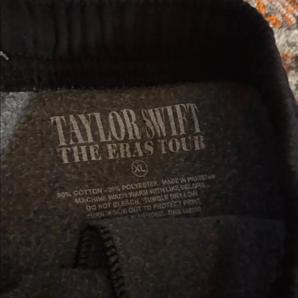 Taylor Swift Eras Tour sweatpants - Picture 2 of 2